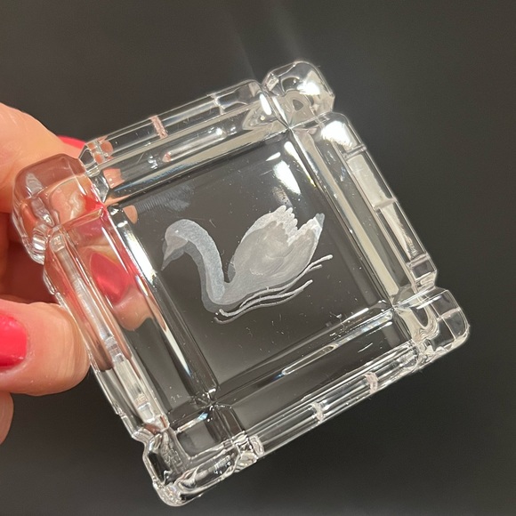 Square Clear Crystal Jewelry Trinket Box w/Lid Etched Swan Italy - Picture 8 of 9